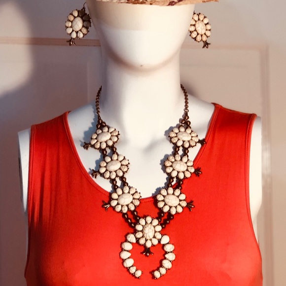 FREE EARRINGS & SQUASH BLOSSOM NECK •WHITE BUFFALO - Picture 2 of 8